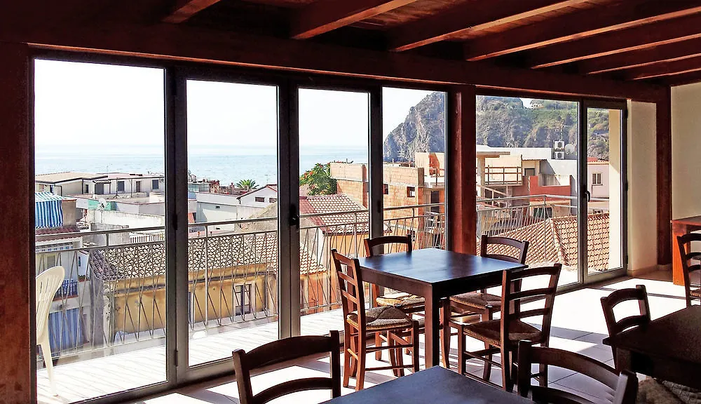 B&B Capo Sant'Alessio Sant'Alessio Siculo Bed & Breakfast